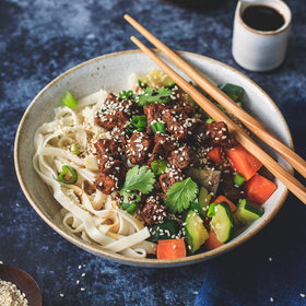 Better Nature Saucy Stir-Fry Tempeh Bites 175g
