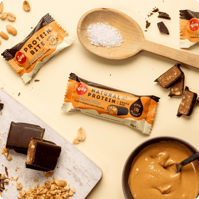 Vive Peanut Butter Dark Chocolate Protein Bar (12pk)