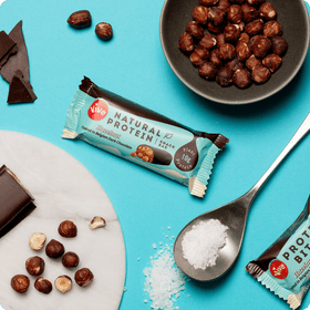 Vive Hazelnut Dark Chocolate Protein Bar