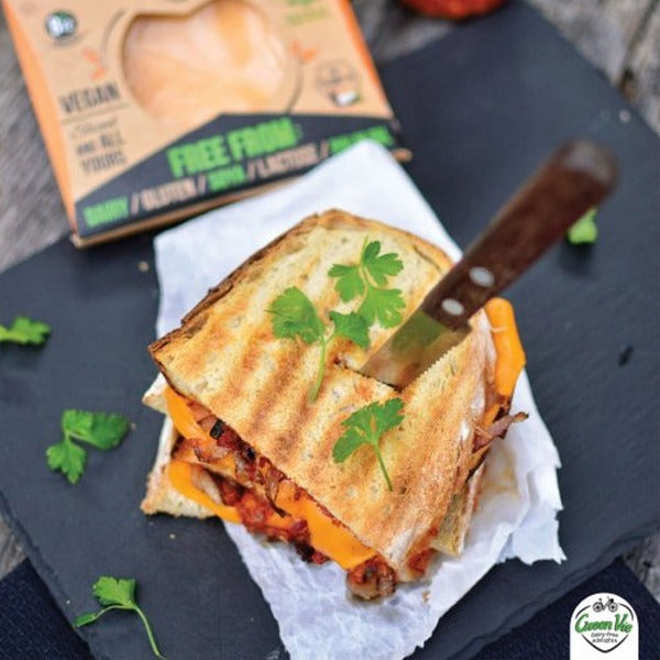 GreenVie Cheddar Slices 500g