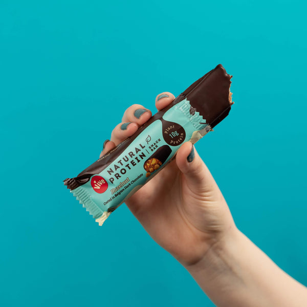 Vive Hazelnut Dark Chocolate Protein Bar